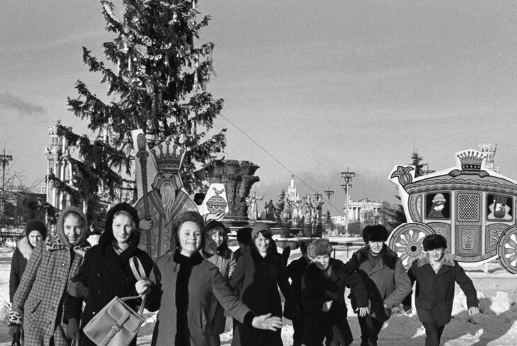 Обернуться назад: Как в России и Москве праздновали Новый год в 1960-е