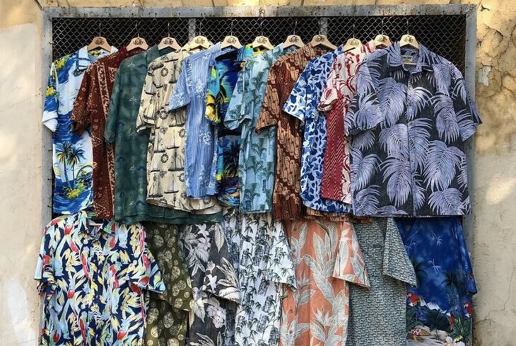 Где покупать винтаж: 8 магазинов одежды, аксессуаров и нижнего белья в Москве