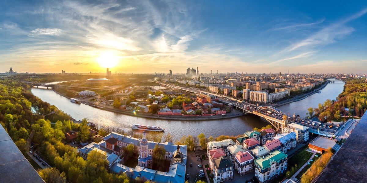 Слышать Москву: 5 подкастов на день рождения города и не только