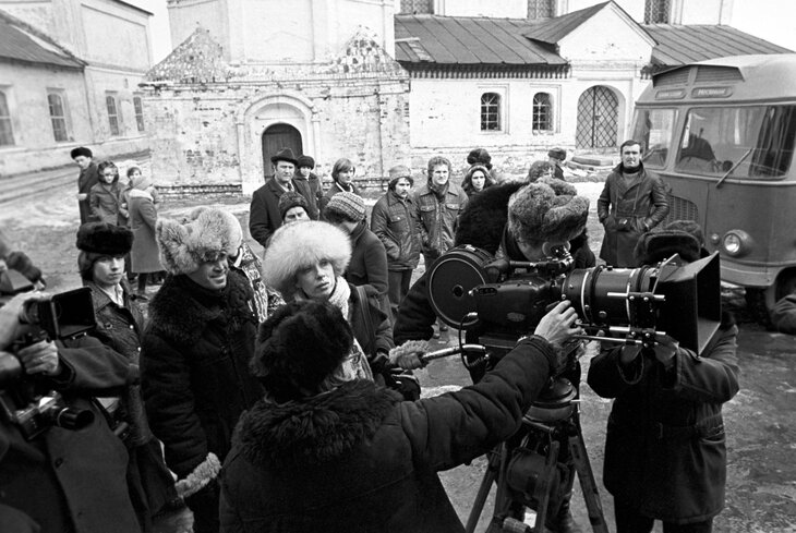 Ушла из жизни Инна Чурикова: собрали архивные фотографии со съемок фильмов