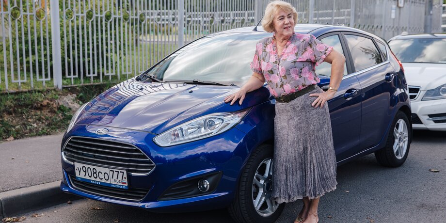 История московской пенсионерки, которая всю жизнь мечтала стать таксисткой. И стала