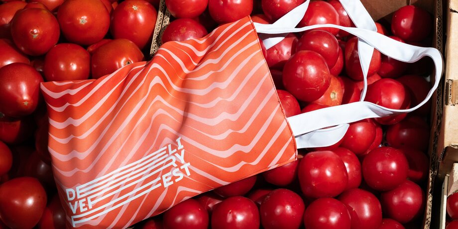 Джон Ньюман и битва помидорами: зачем идти на фестиваль Delivery Fest