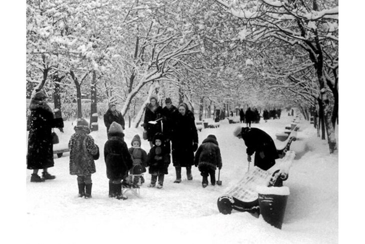 В Москве рекордный за 85 лет снегопад. Публикуем архивные фотографии зимней столицы