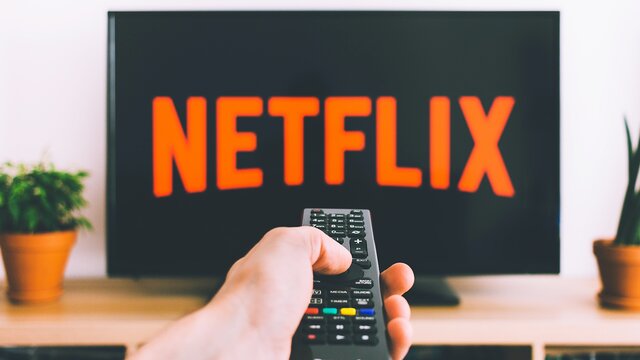Что смотреть на Netflix в октябре