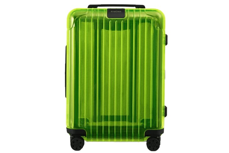 18 чемоданов для коротких путешествий
