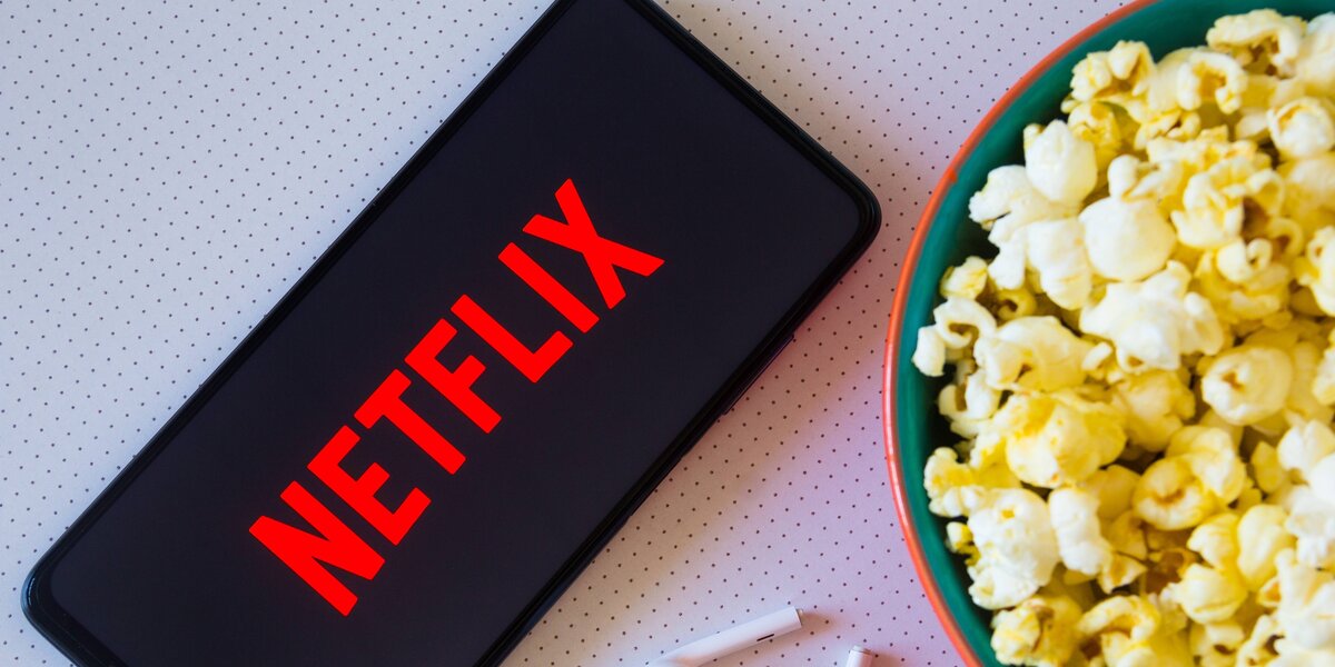 Netflix потерял 200 тысяч клиентов. Теперь компания хочет создать свой дешевый аналог