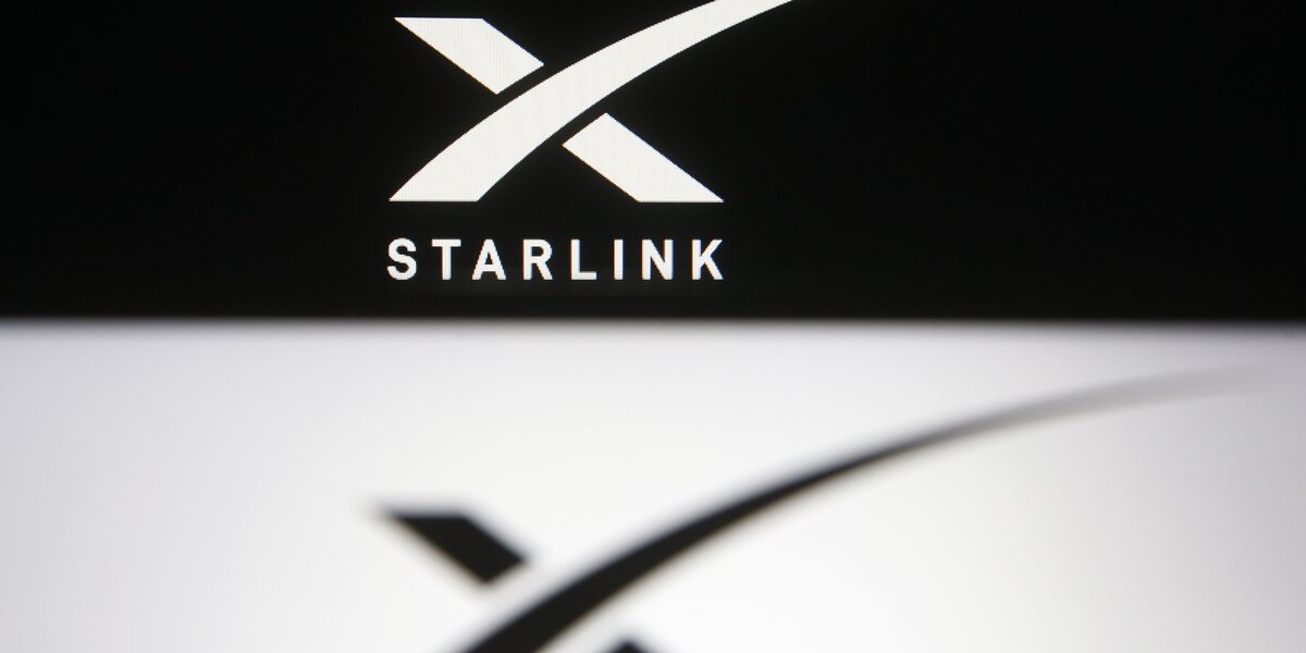 SpaceX прописала в инструкции к Starlink, что нападение динозавров — негарантийный случай