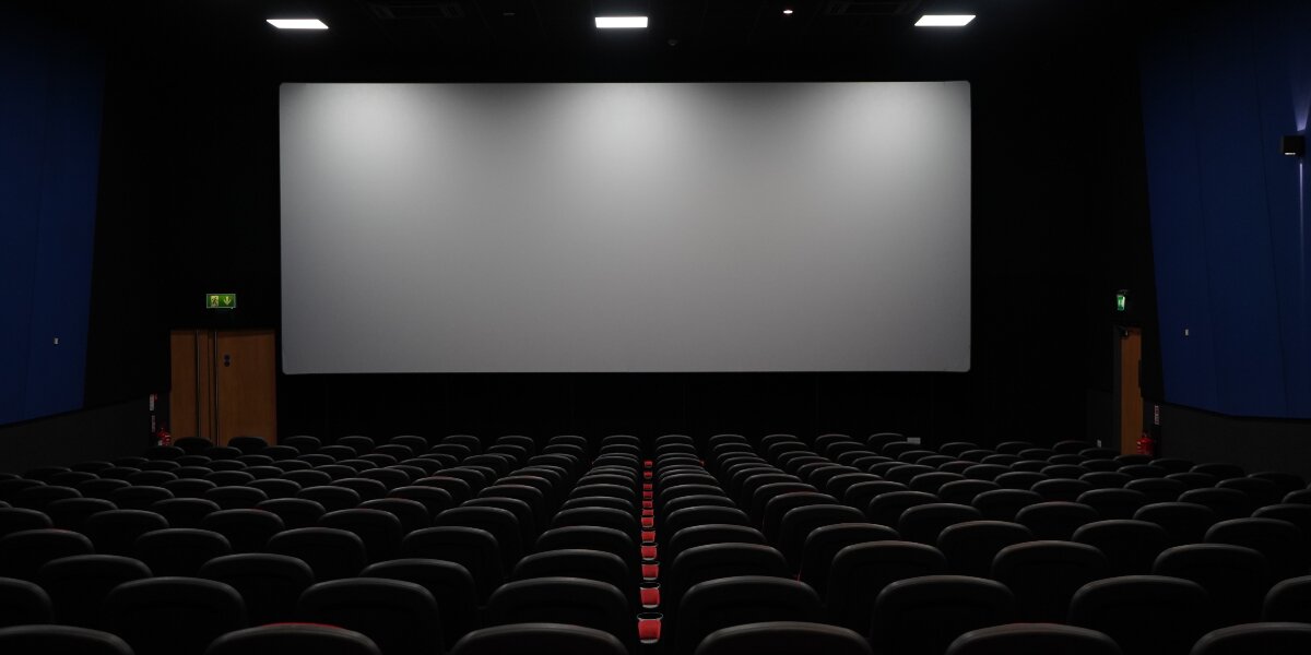 Российские кинотеатры потеряли около 40% зрителей после ухода голливудских студий