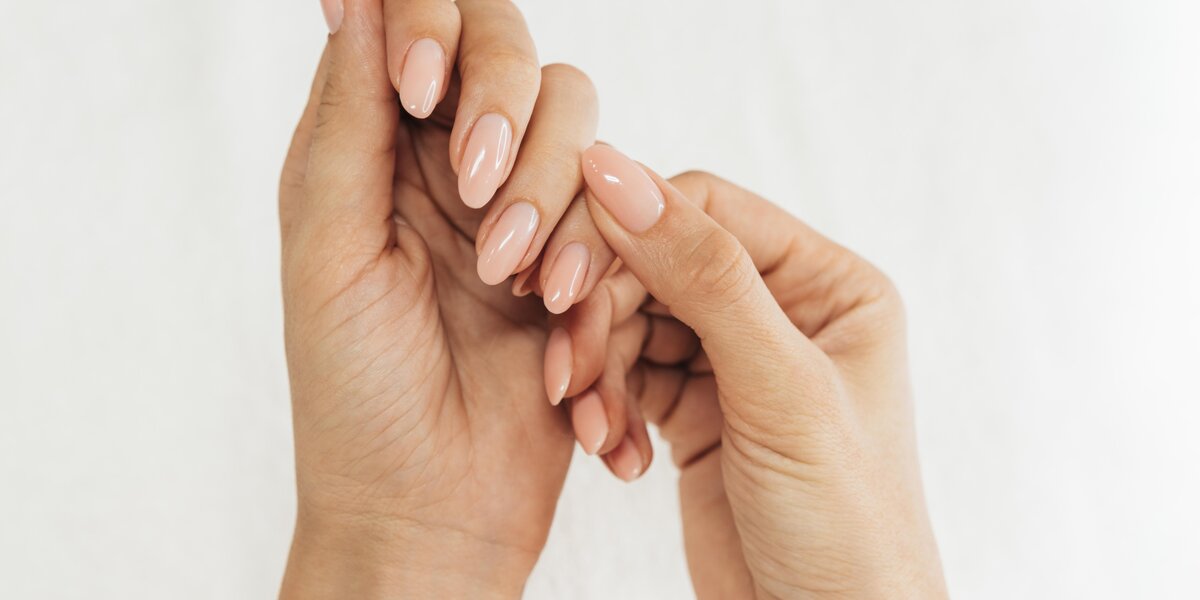 Как укрепить ломкие ногти в домашних условиях