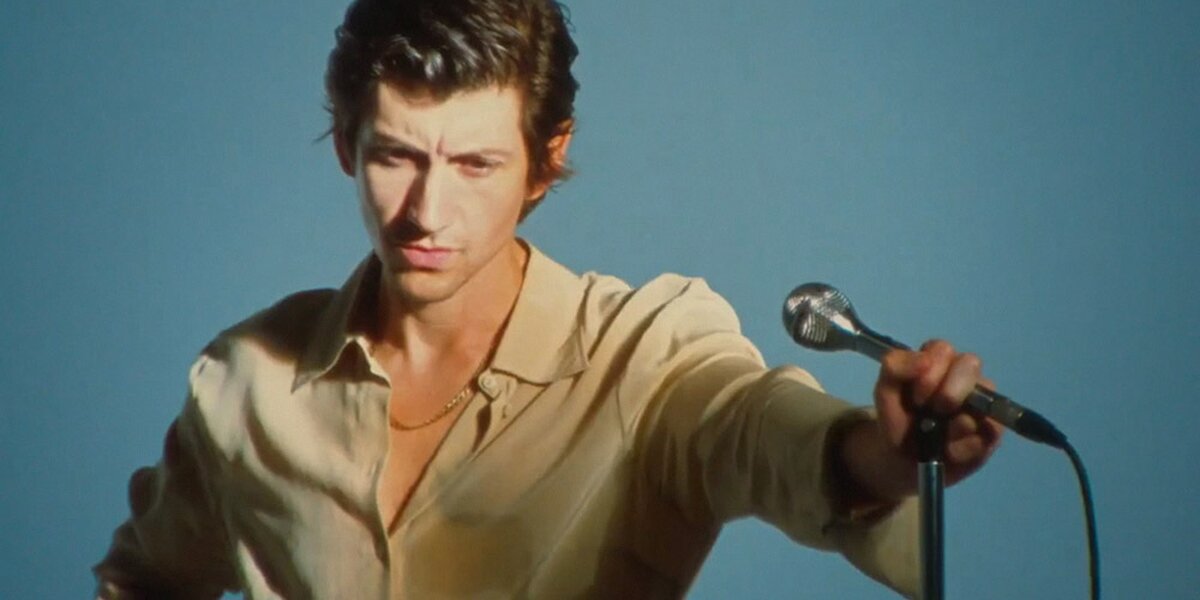 Arctic Monkeys выпустили клип на новую песню Body Paint