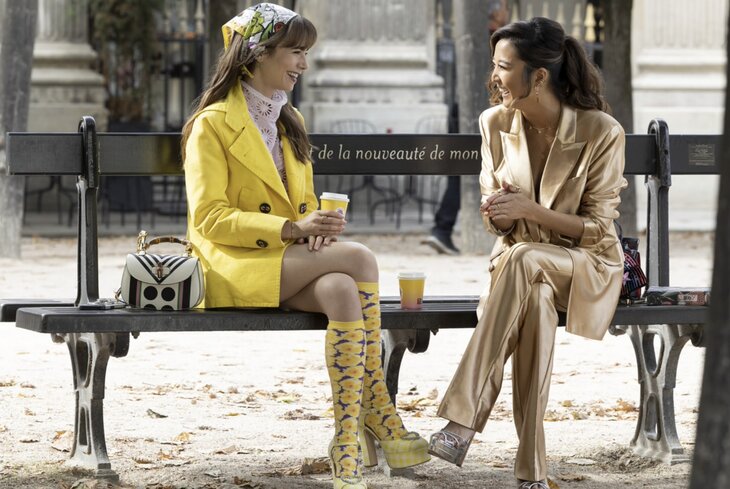 Появились первые кадры третьего сезона сериала Netflix «Эмили в Париже»