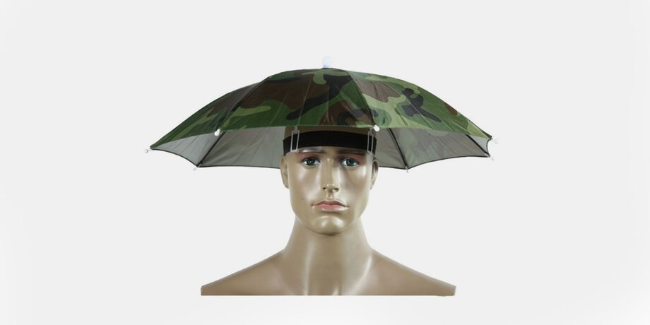 Бахилы, галоши и зонт-шляпа: альтернативная защита от дождя