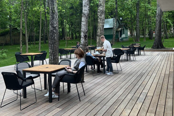 Рецензия на ресторан в городке писателей Переделкино — «Библиотека»